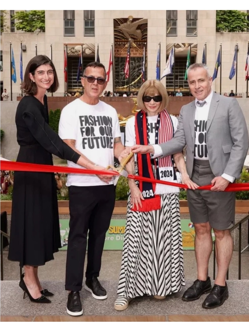 THOM BROWNE Let's Win This Harris for President 2024 Scarf - SOLD OUT! - Picture 7 of 7